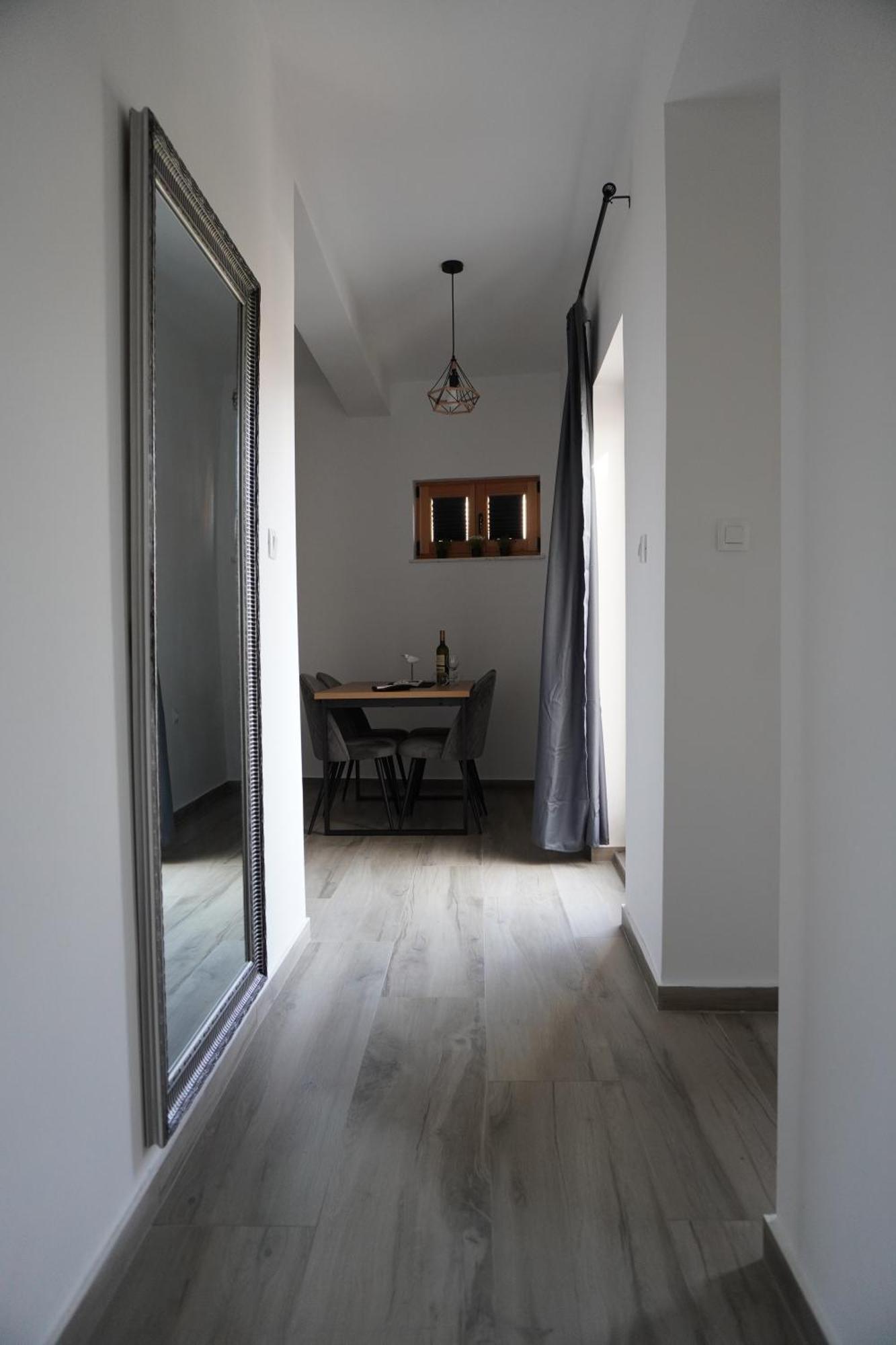 Fjaka Apartments & Rooms 시베니크 외부 사진